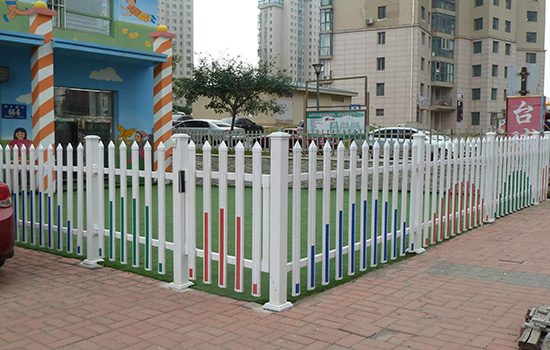 幼兒園<a href=http://m.sdjuly.com target=_blank class=infotextkey>圍欄</a>